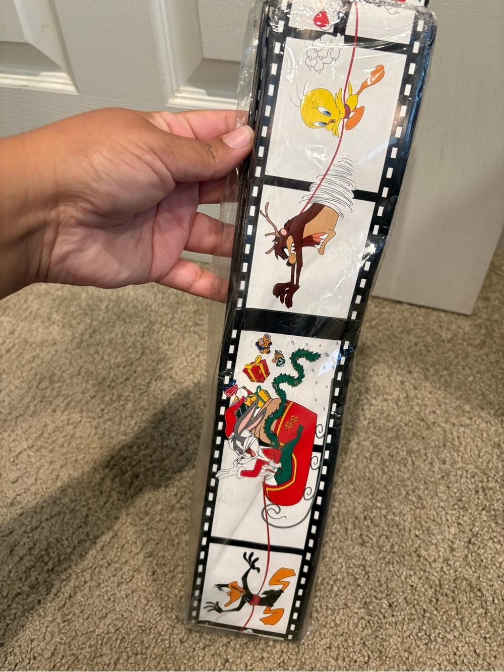Vintage 1996 Warner Bros. Looney Tunes Christmas Theme Paper Wall Border New - Picture 7 of 7